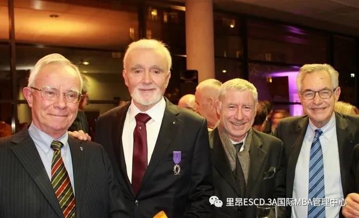 1592807186128372.jpg 200622-3.jpg