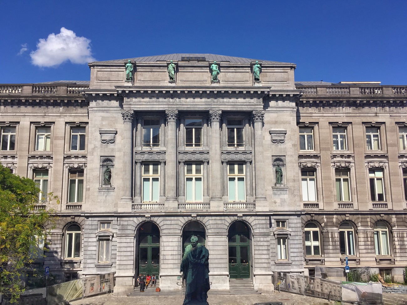 1594456405851728.jpg 1594456405851728.jpg