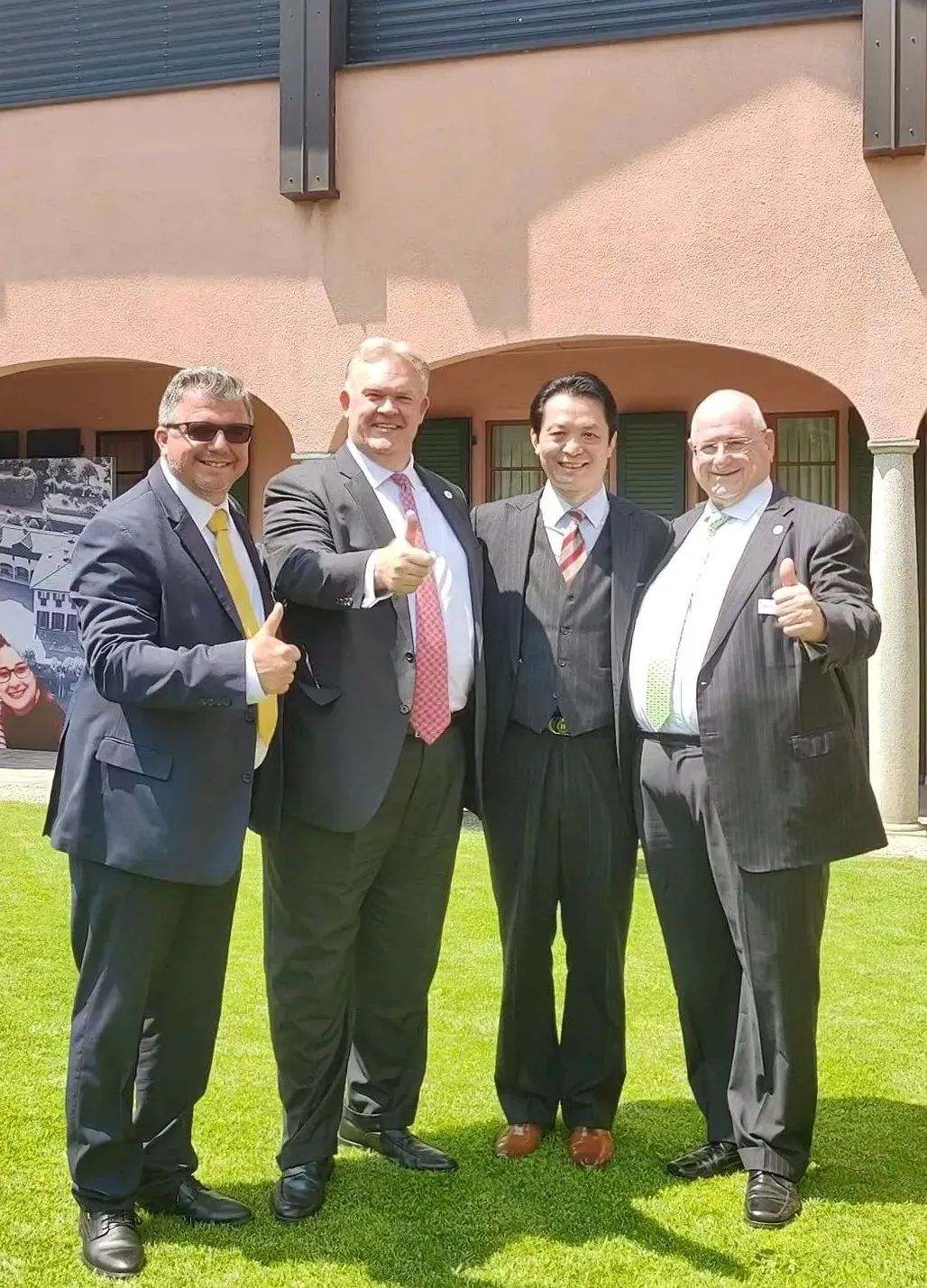 1713779527112751.jpg 640 (12).jpg