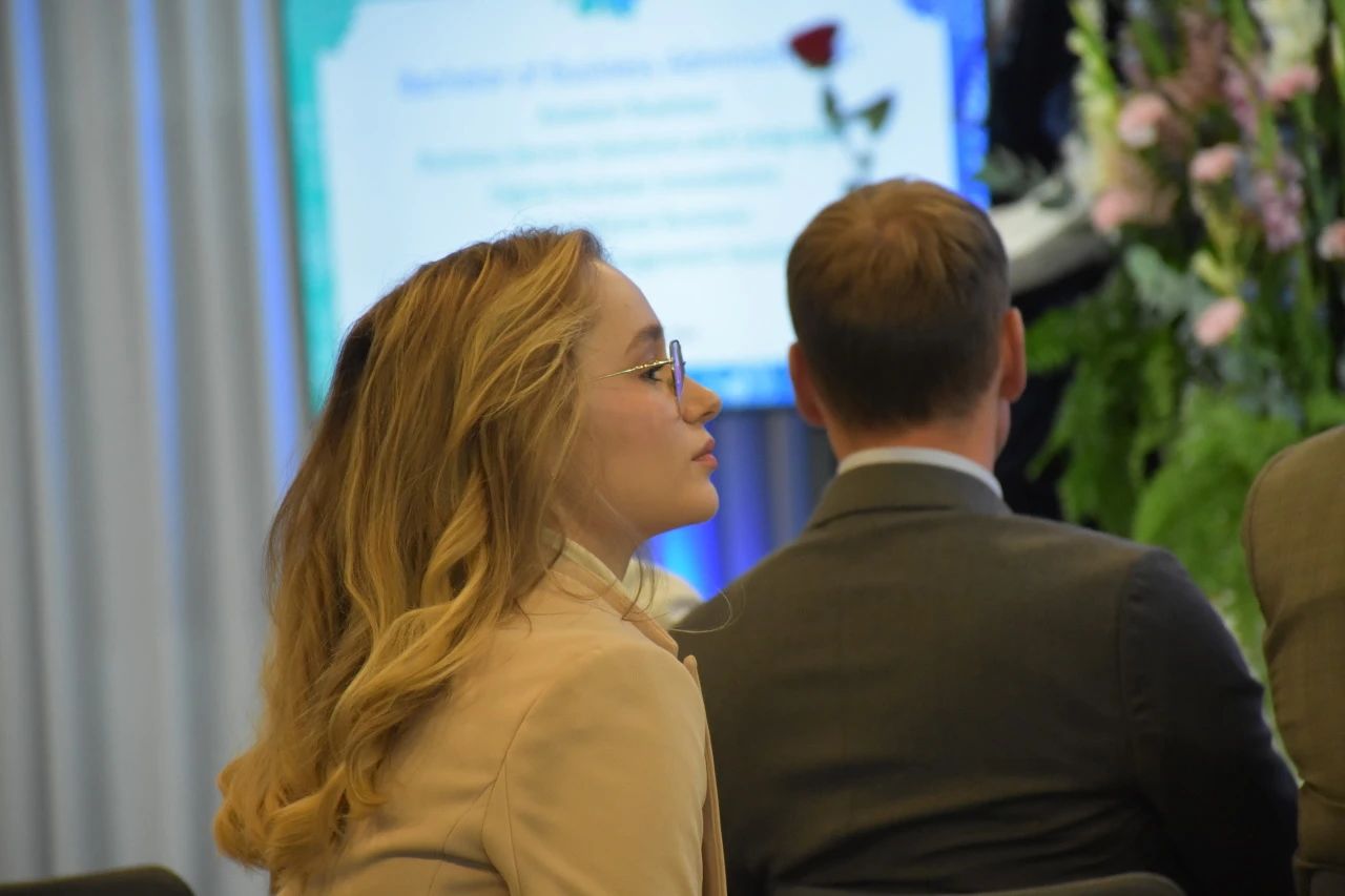 1718694303113513.jpg 1718694303113513.jpg